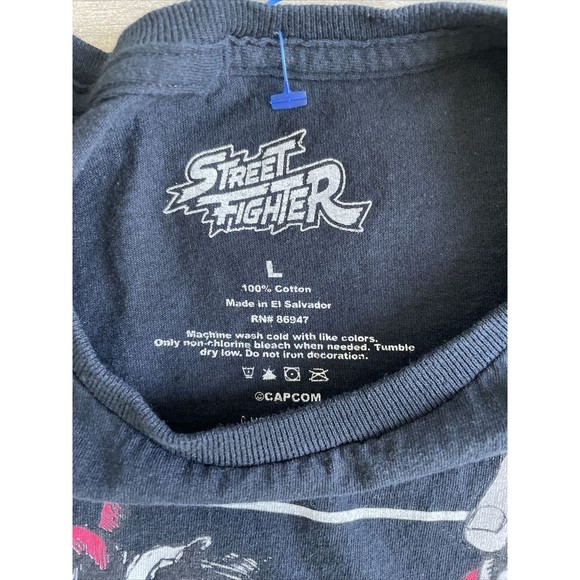 Street Fighter Men’s Large Anime Black Graphic T Shirt Tee Capcom - Picture 2 of 4